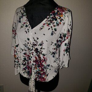 LUQ Women's size Large White with Floral Tie Front Crop Top